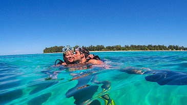 Activities in the Seychelles - snorkelling, diving, boat trips