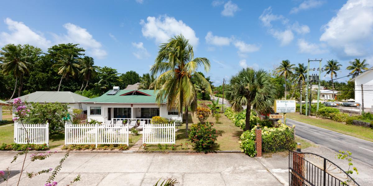 Le Tropique - Appartamento Familiare Vista Giardino