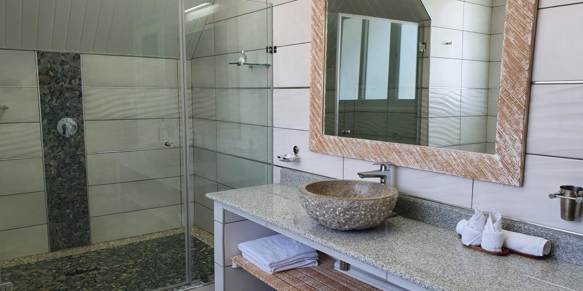 La Digue Self Catering