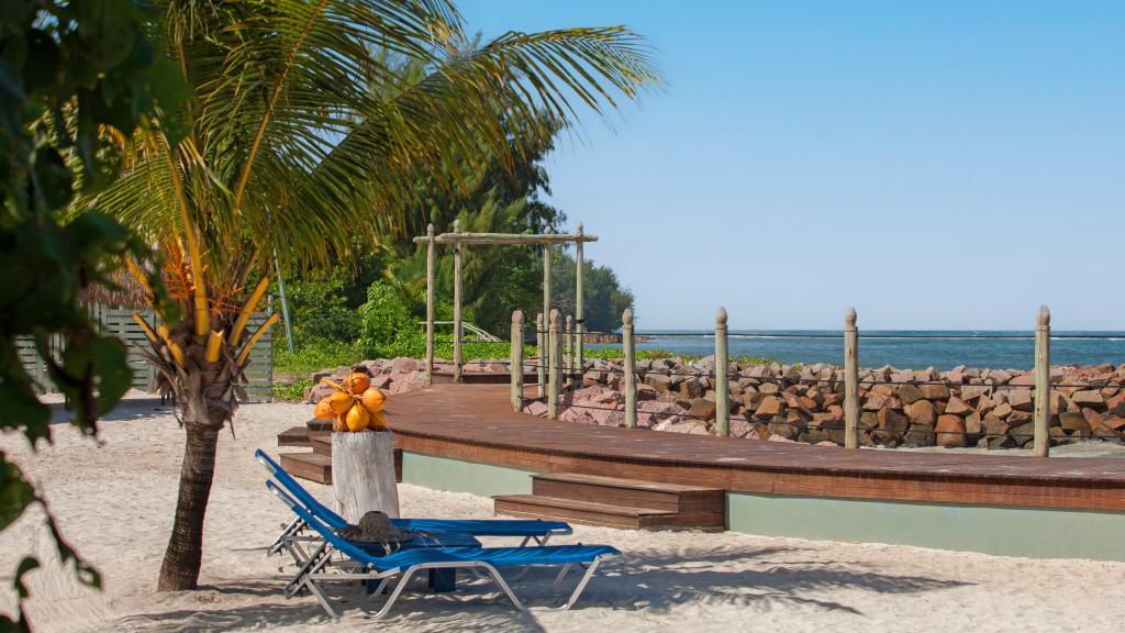 Photo 34: Islander - Praslin (Seychelles)