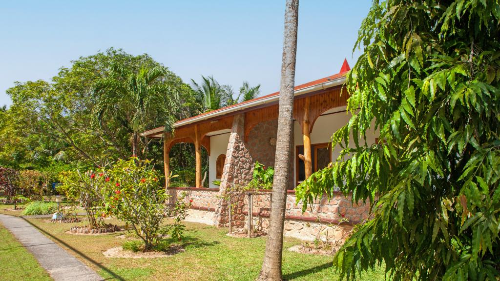 Foto 12: Islander - Praslin (Seychellen)