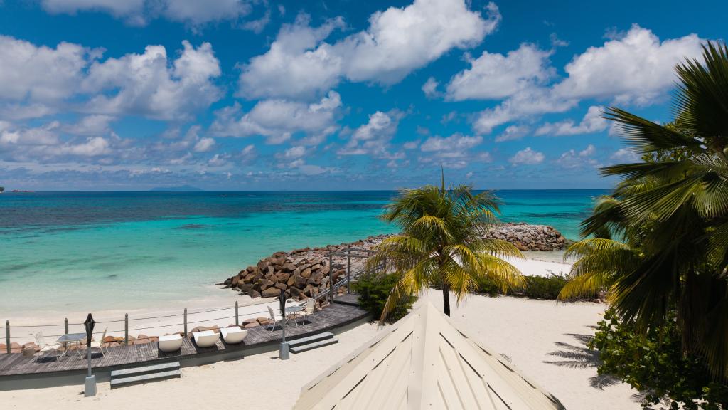 Photo 14: Islander - Praslin (Seychelles)
