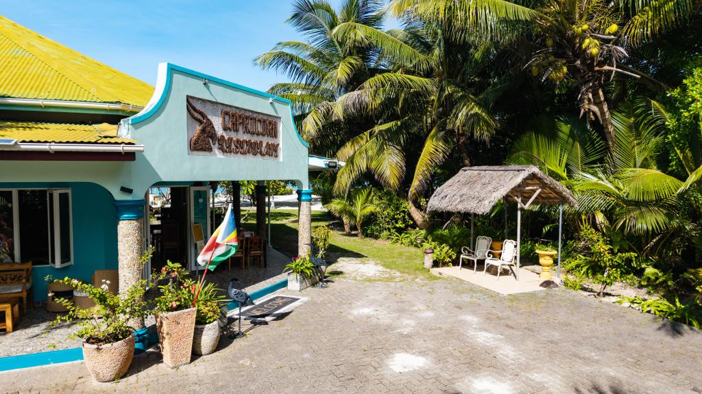 Photo 27: Islander - Praslin (Seychelles)