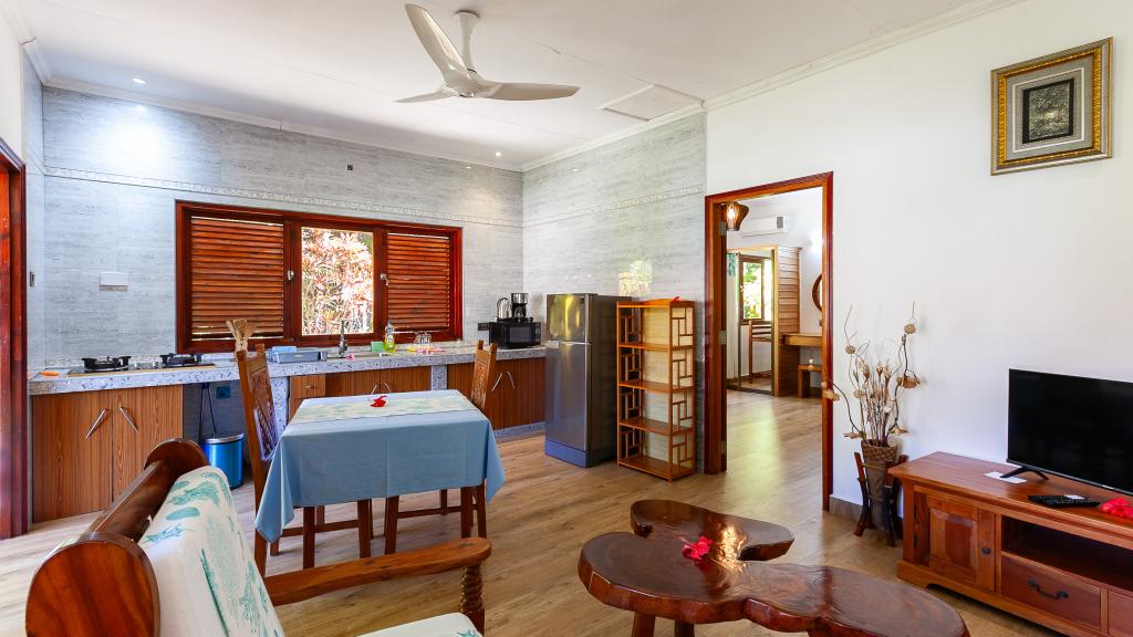 Foto 133: Islander - Praslin (Seychelles)