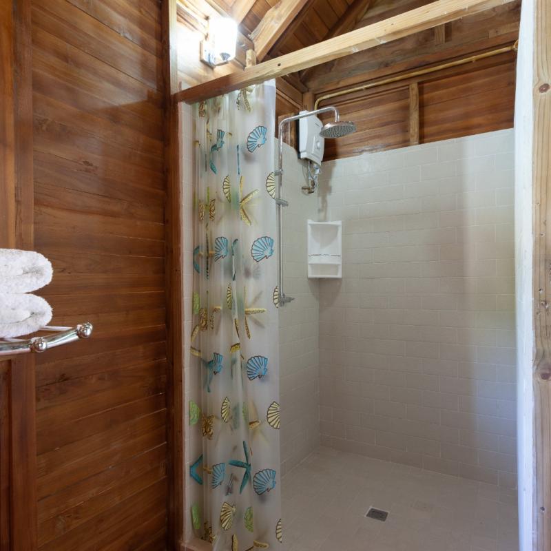 Hide Away - Wooden House with Sea View