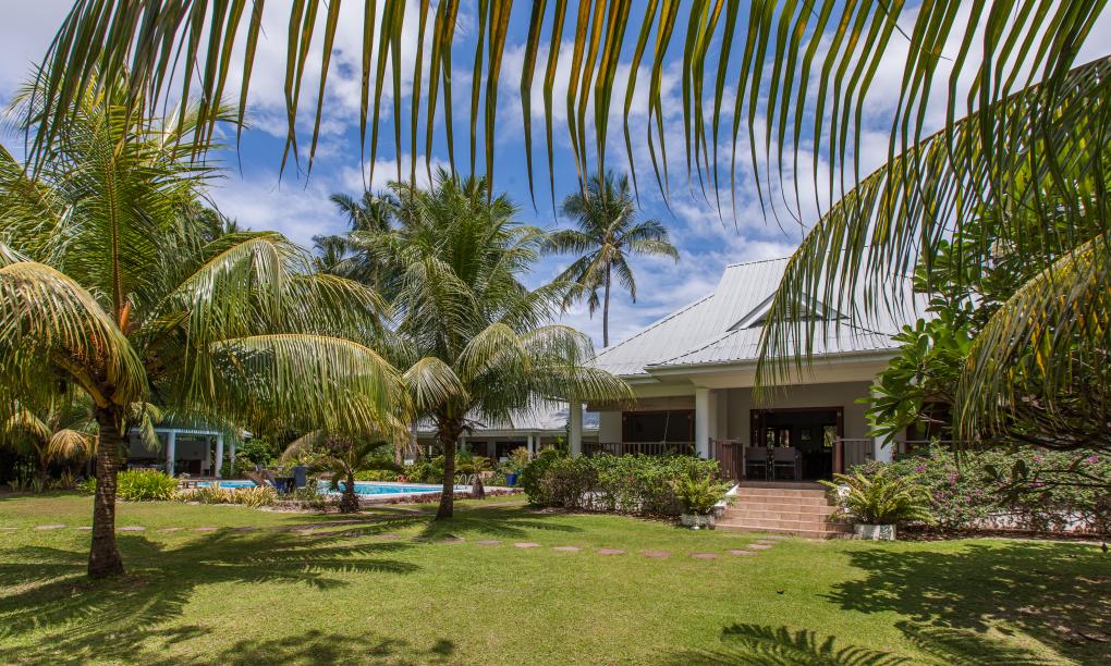 Tropical Sanctuary - Villa mit Meerblick