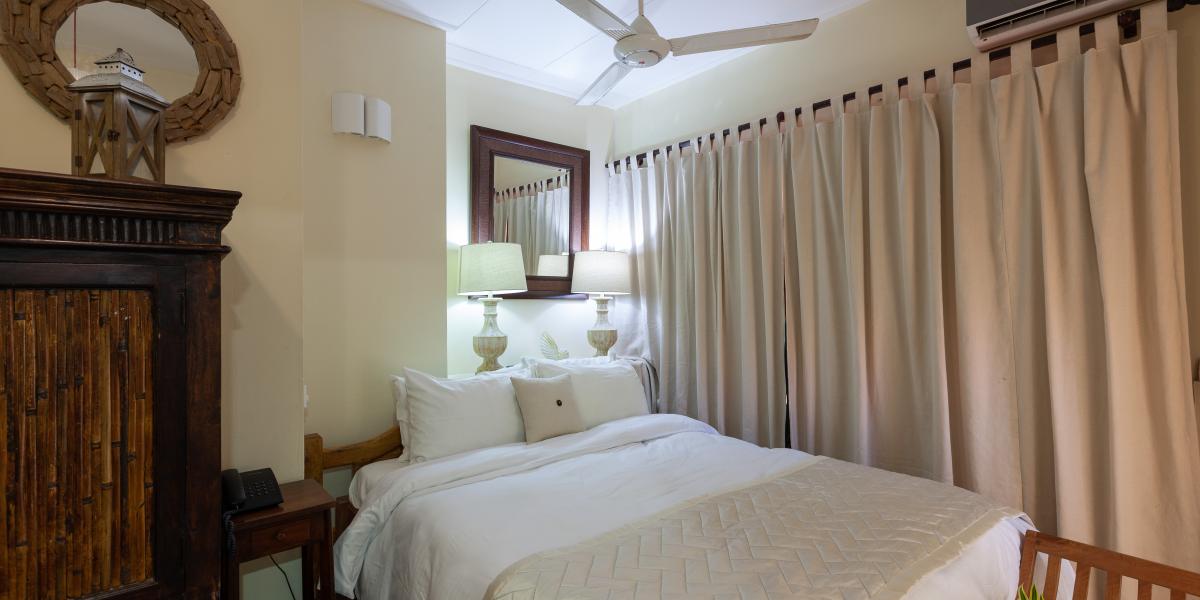 Oceane Self Catering - Standard Room