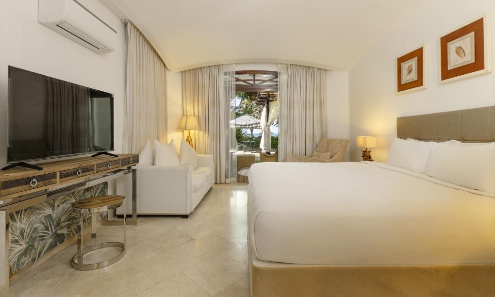 Village du Pecheur - Beachfront Deluxe Room