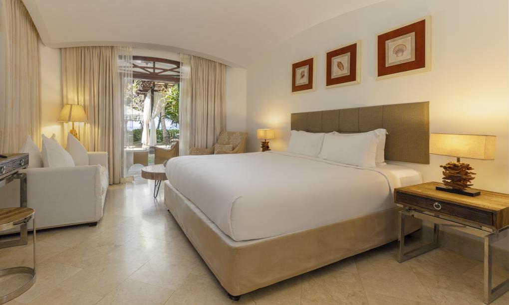 Village du Pecheur - Beachfront Deluxe Room