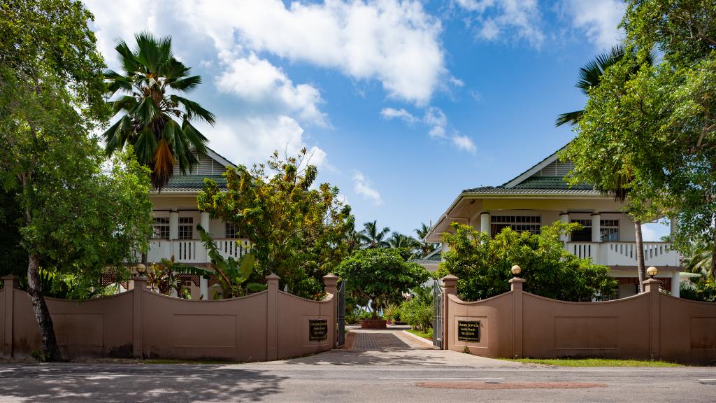 Photo 3: Ocean Jewels - Praslin (Seychelles)