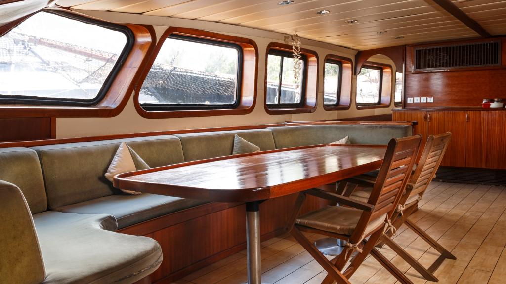 Foto 84: Silhouette Sea Star & Sea Bird - Seychelles (Seychelles)