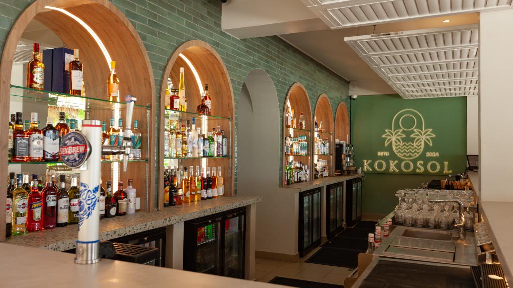 Foto 6: Indian Ocean Lodge - Praslin (Seychellen)