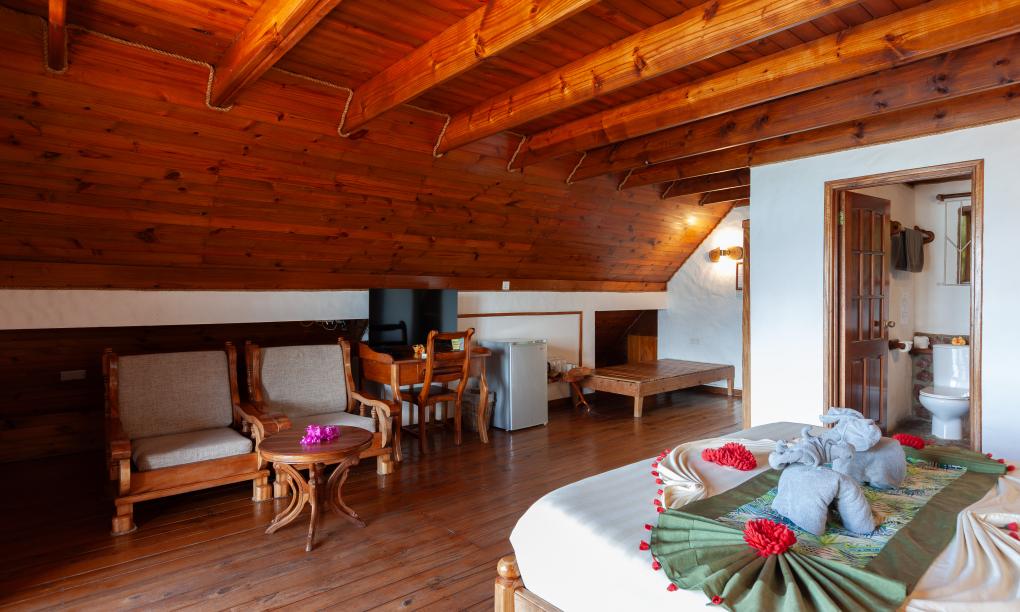 Colibri Guesthouse - Superior-Holzzimmer mit Meerblick