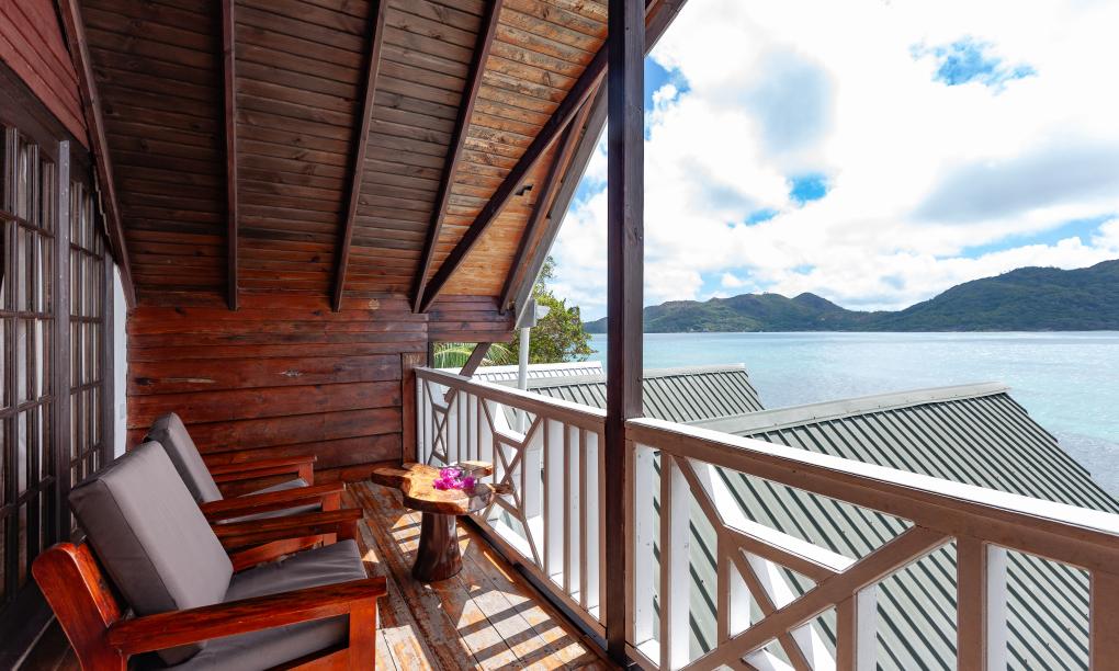 Colibri Guesthouse - Superior-Holzzimmer mit Meerblick