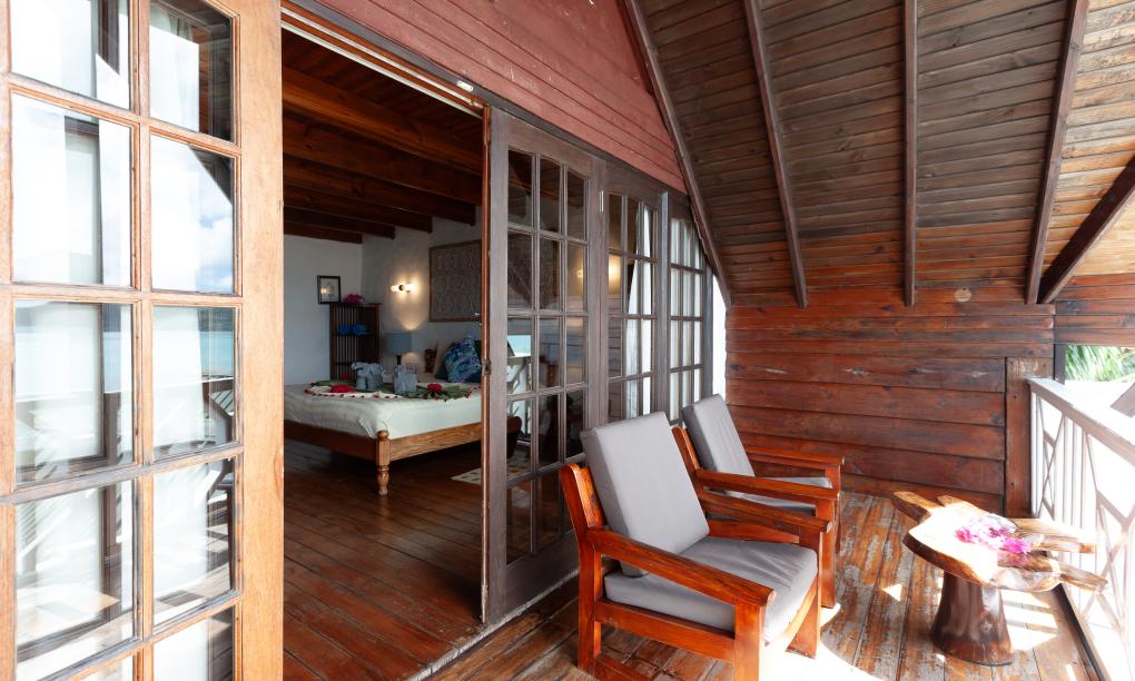 Colibri Guesthouse - Superior-Holzzimmer mit Meerblick