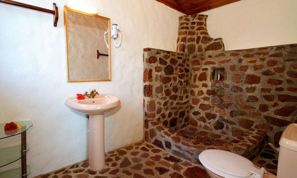 Colibri Guesthouse - Superior Honeymoon Room