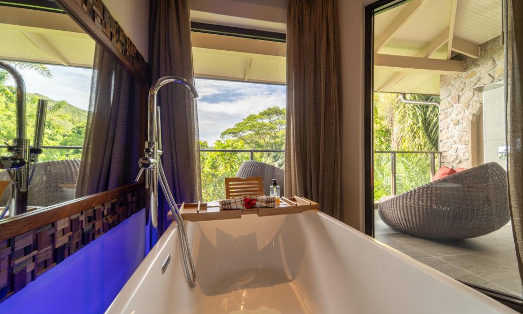 Coco de Mer & Black Parrot Suites - Black Parrot Junior Suite