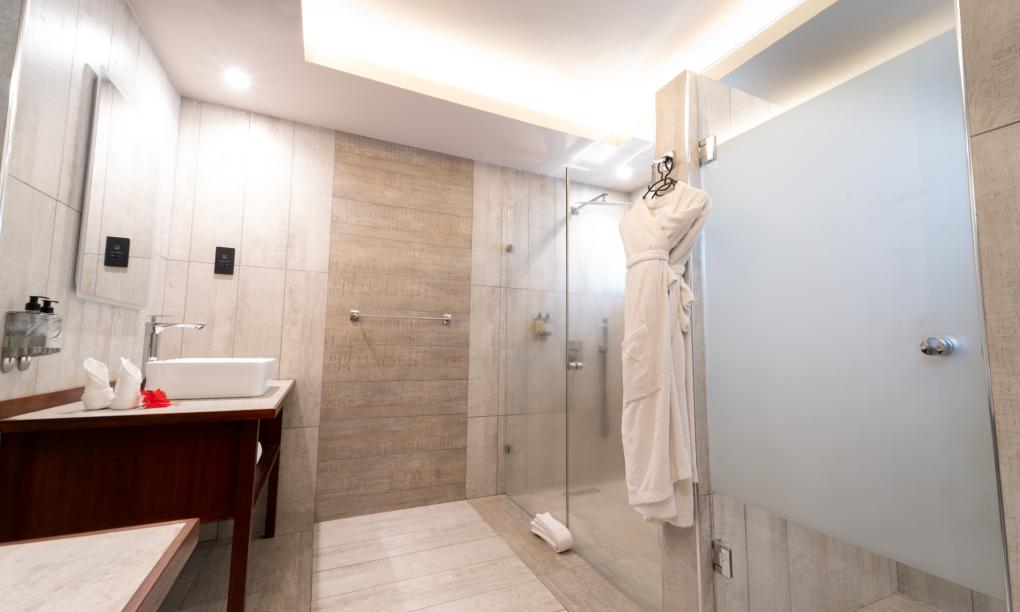 Coco de Mer & Black Parrot Suites - Black Parrot Junior Suite
