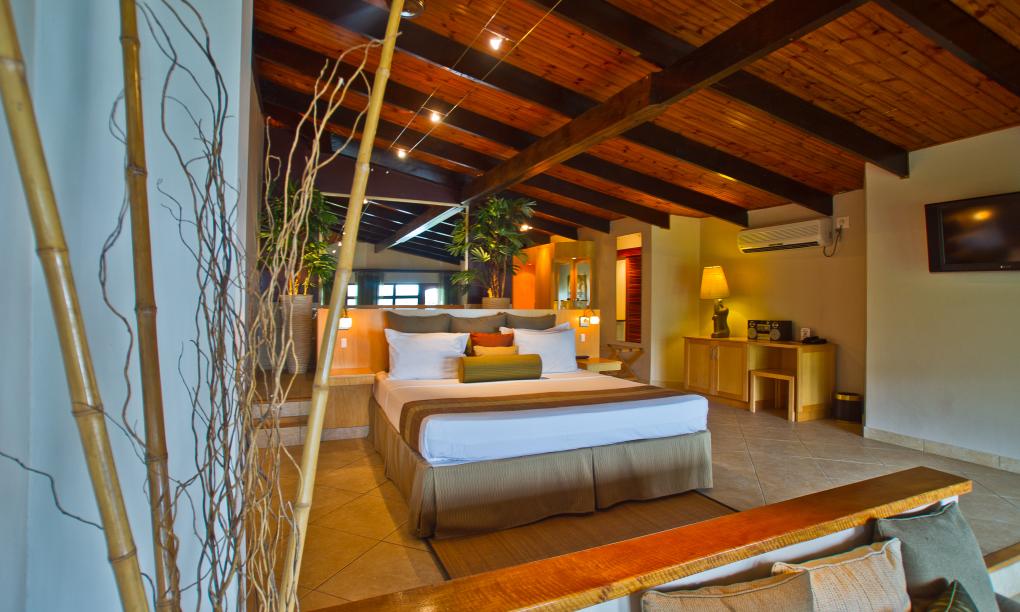 Coco de Mer & Black Parrot Suites - Black Parrot Junior Suite