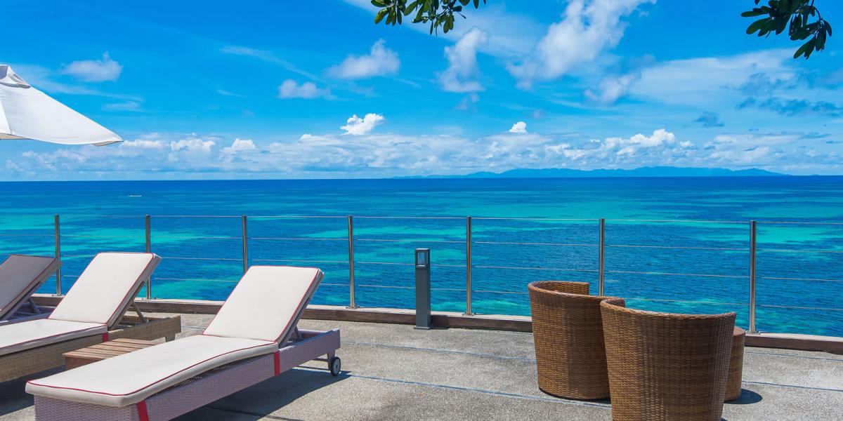 Coco de Mer & Black Parrot Suites