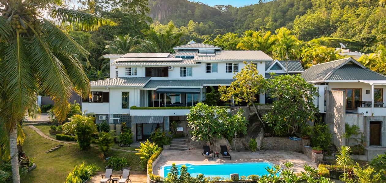 Hillcrest Villas - Photo 1