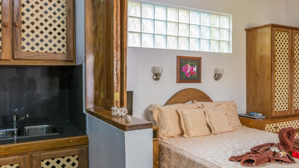 Foto 56: Bougainvillea - Mahé (Seychellen)