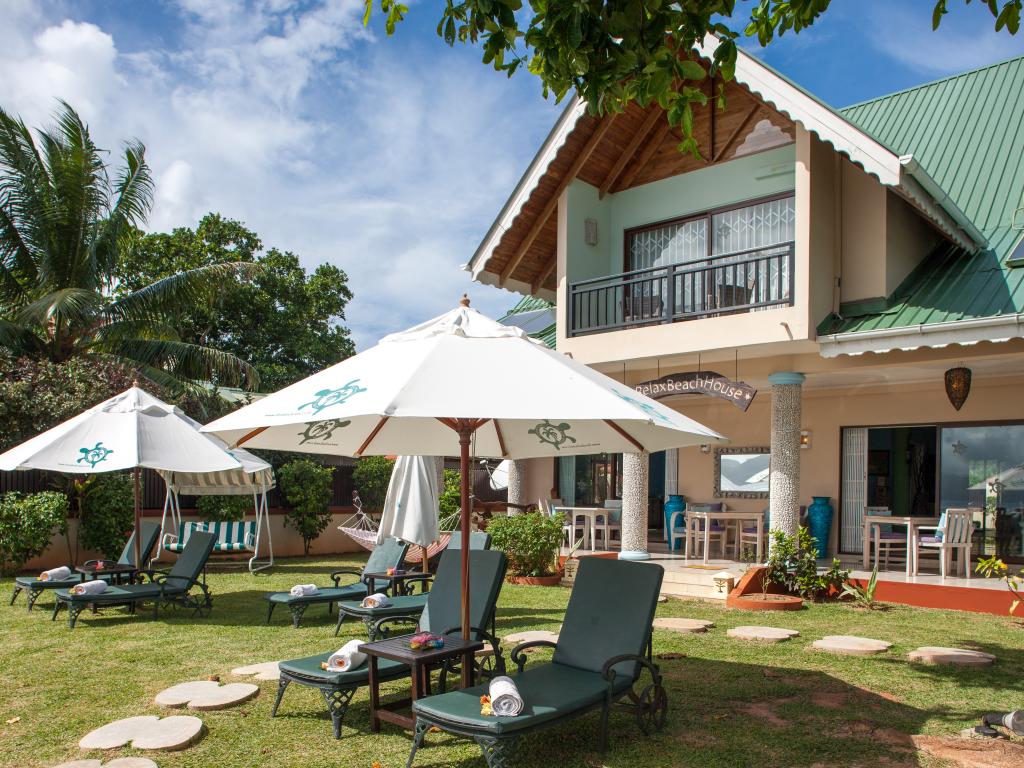 Le Relax Beach House - Photo 2