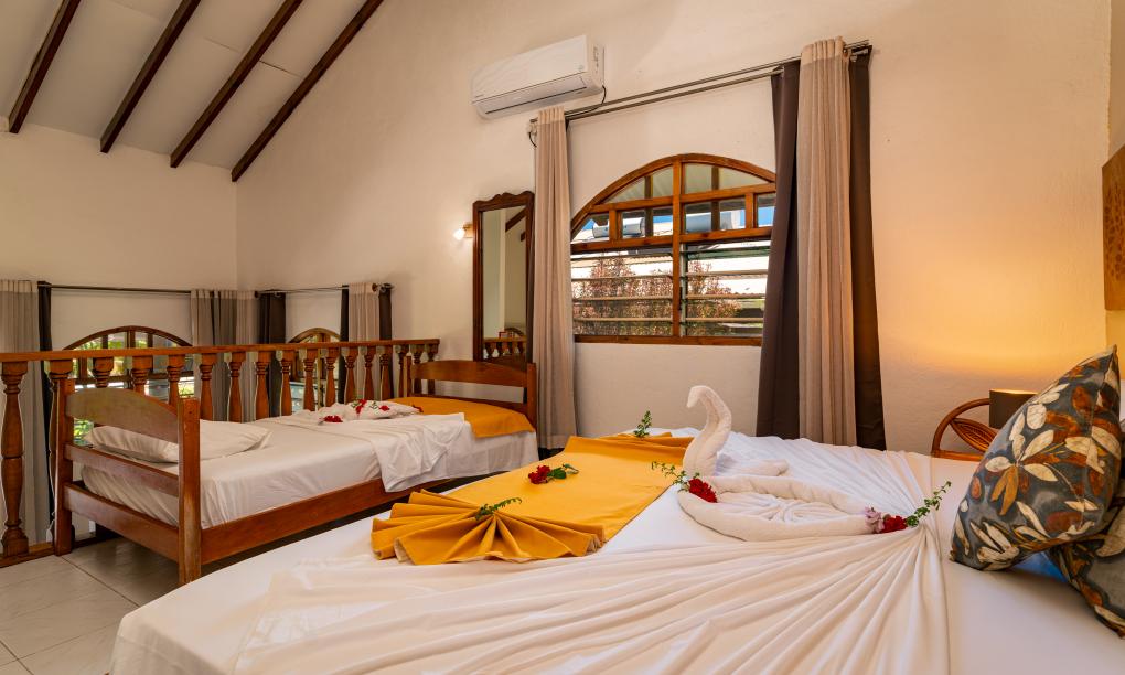 Romance Bungalows - Chambre Standard-Trois lits