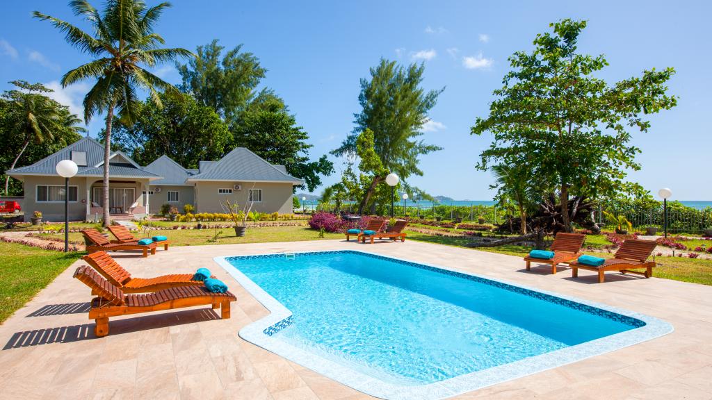 Image of Cote d'Or Footprints