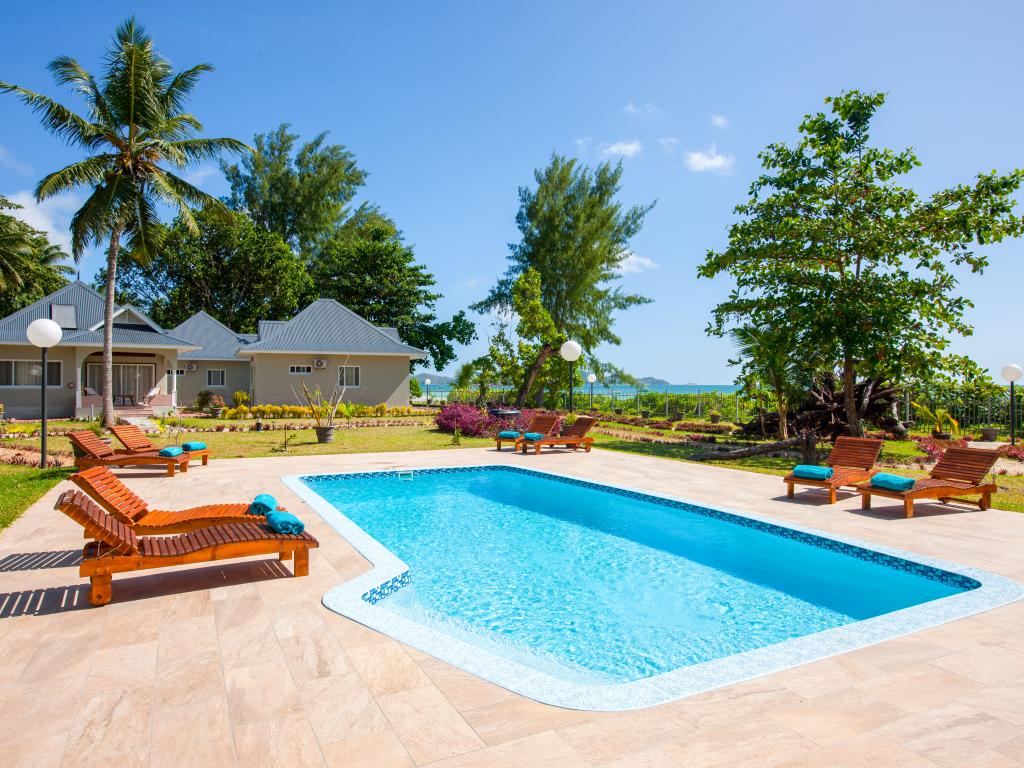 Image of Cote d'Or Footprints