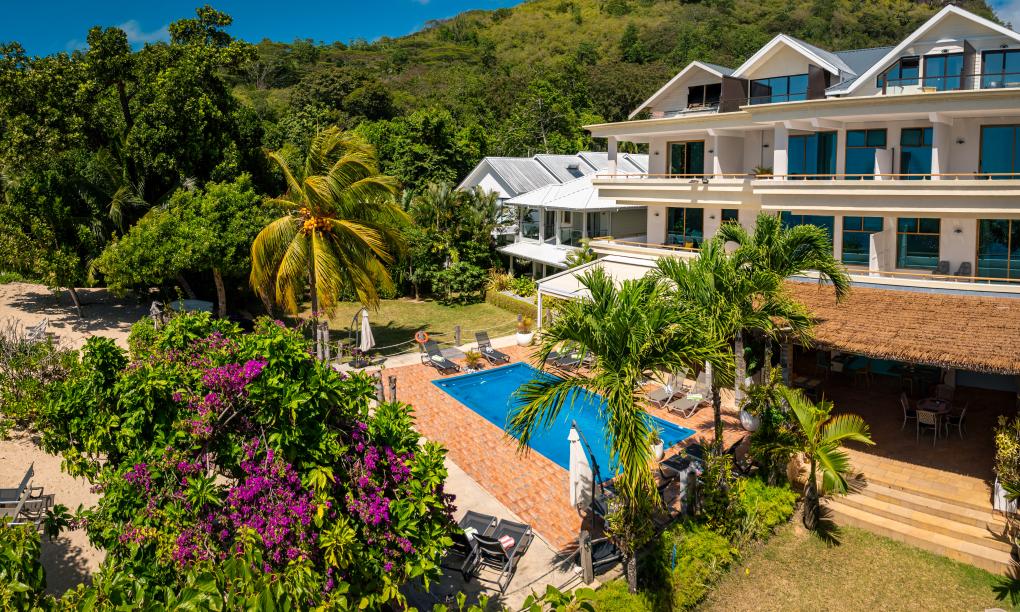Crown Beach Hotel