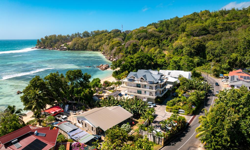Crown Beach Hotel