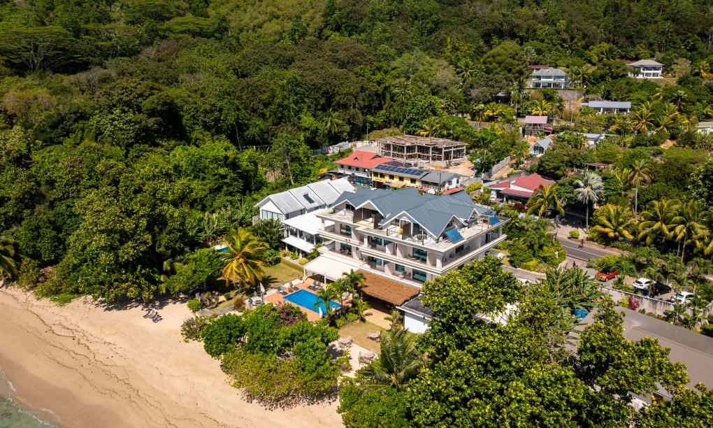 Crown Beach Hotel