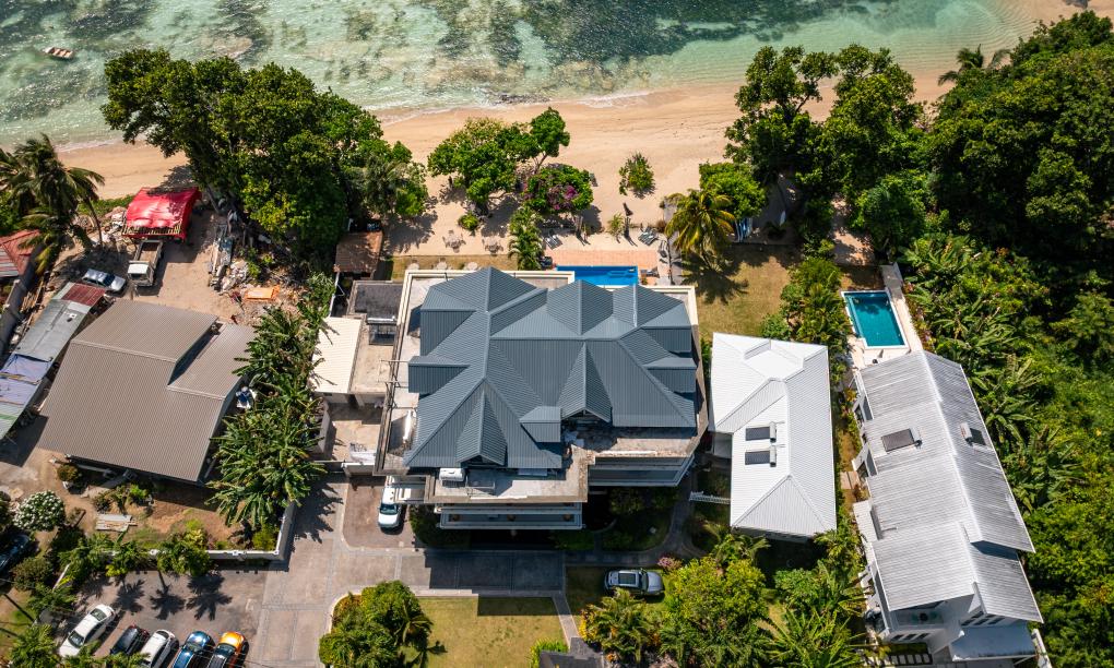 Crown Beach Hotel