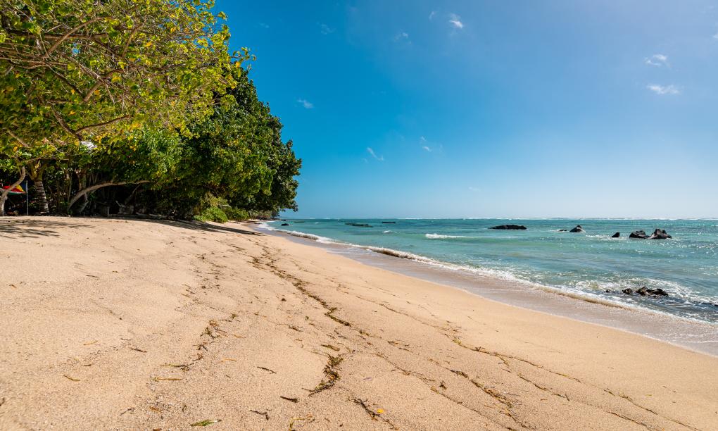 Crown Beach Hotel