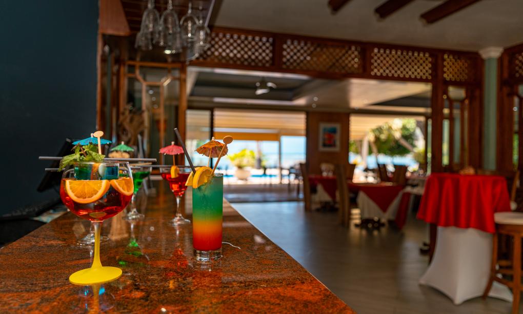 Crown Beach Hotel