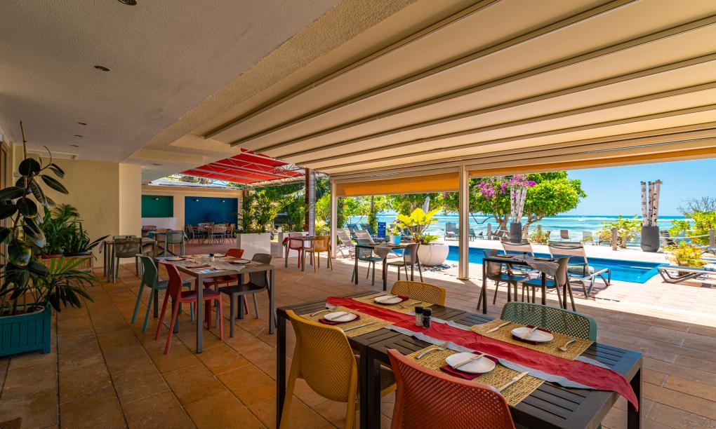 Crown Beach Hotel