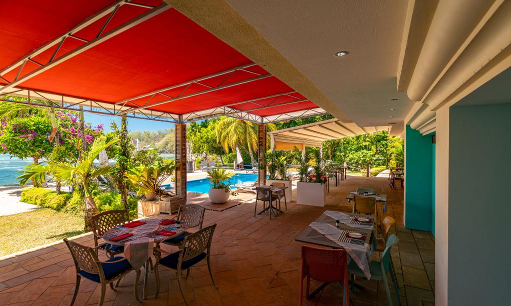 Crown Beach Hotel