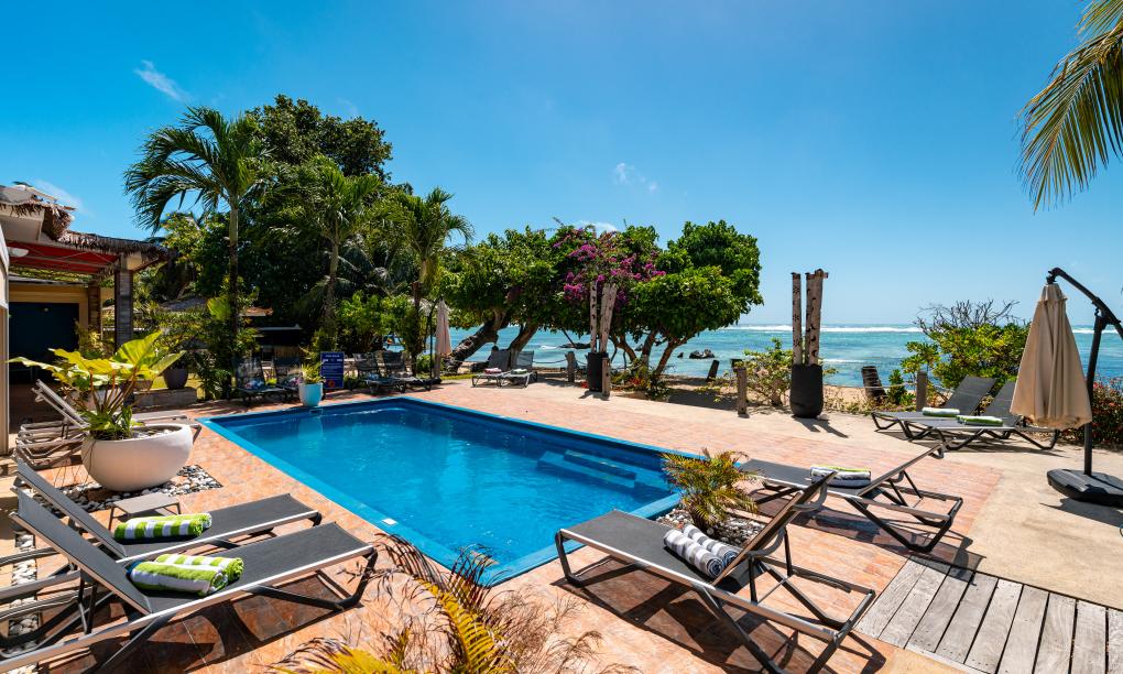 Crown Beach Hotel