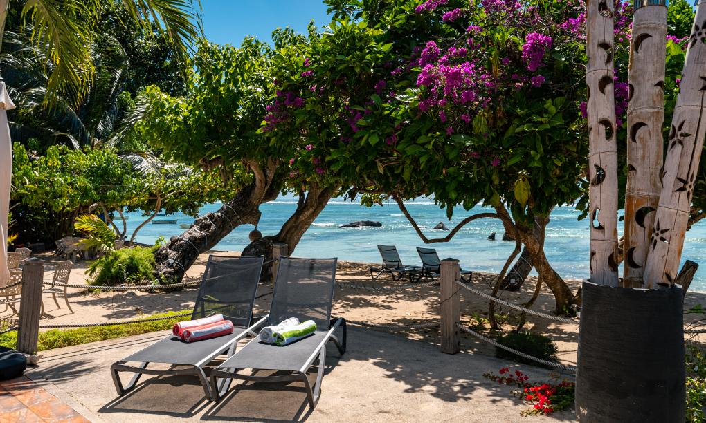 Crown Beach Hotel