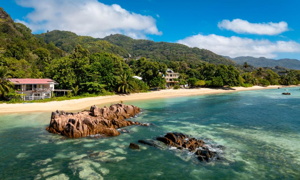 Crown Beach Hotel