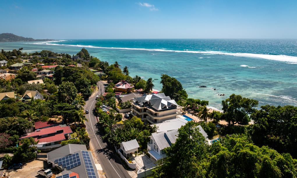 Crown Beach Hotel