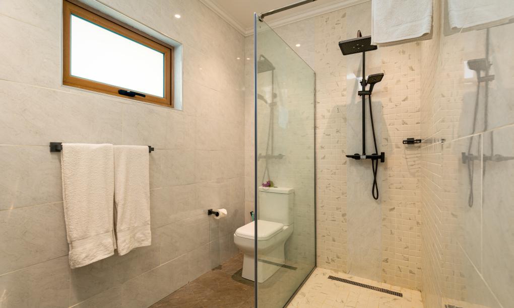 Crown Beach Hotel - Annexvilla – rum med bergsutsikt