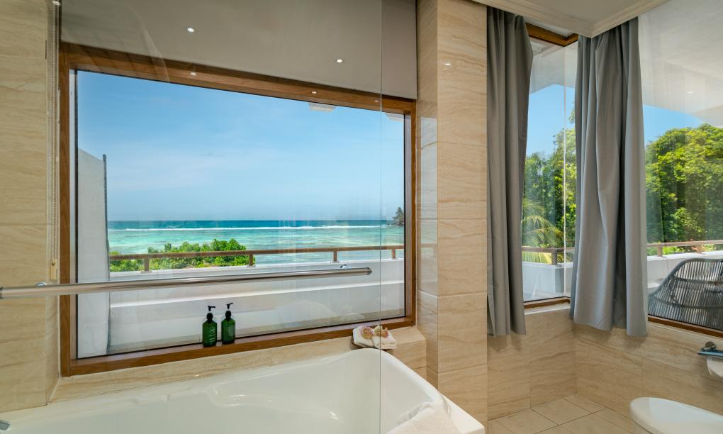 Crown Beach Hotel - Deluxerum med havsutsikt