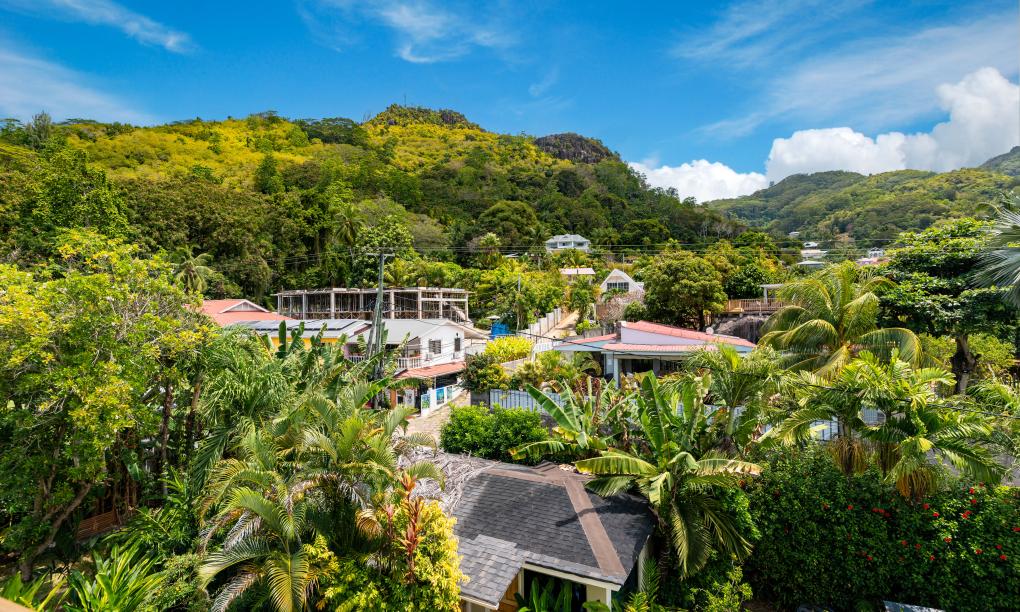 Crown Beach Hotel