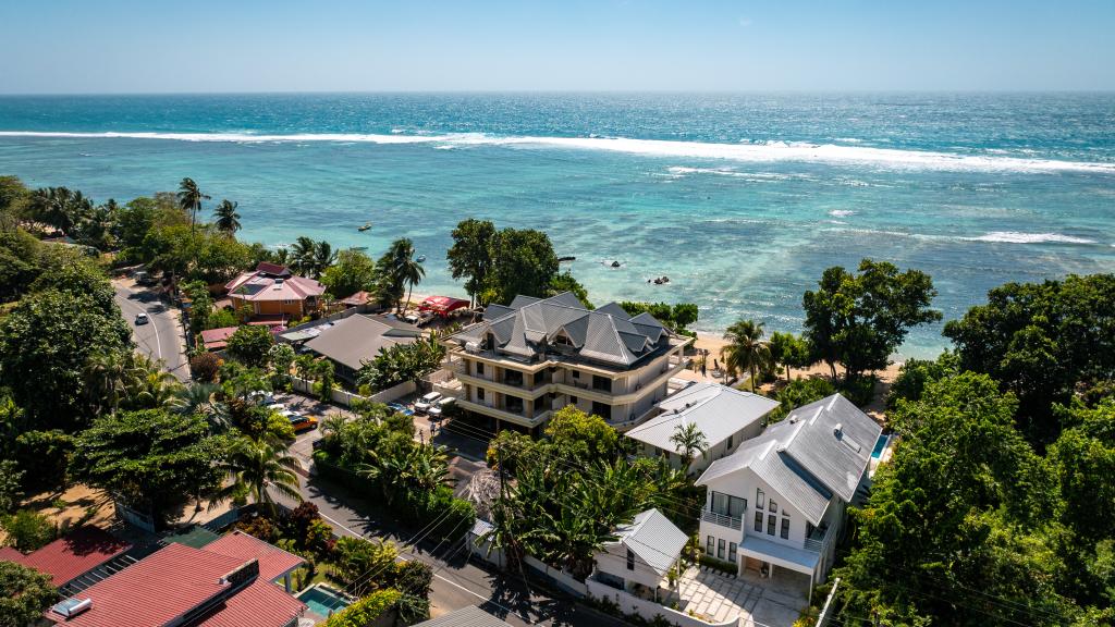 Foto 37: Crown Beach Hotel - Mahé (Seychellerna)