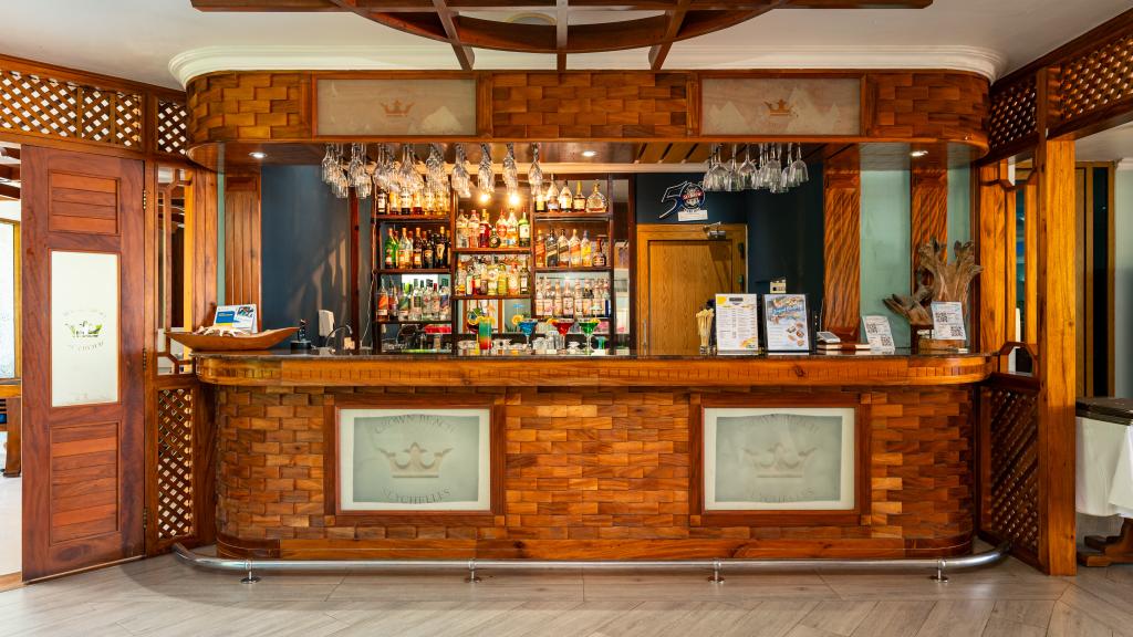 Foto 203: Crown Beach Hotel - Mahé (Seychellerna)