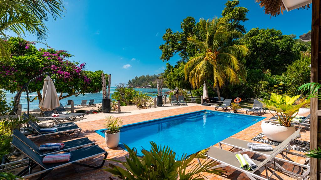 Foto 4: Crown Beach Hotel - Mahé (Seychellerna)