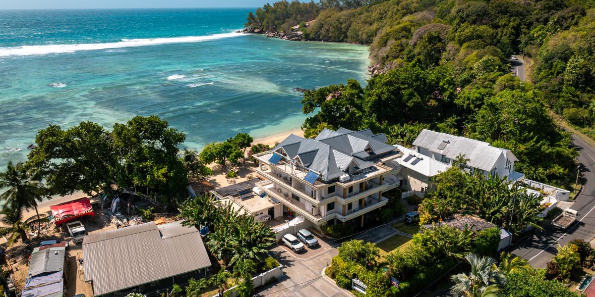 Crown Beach Hotel