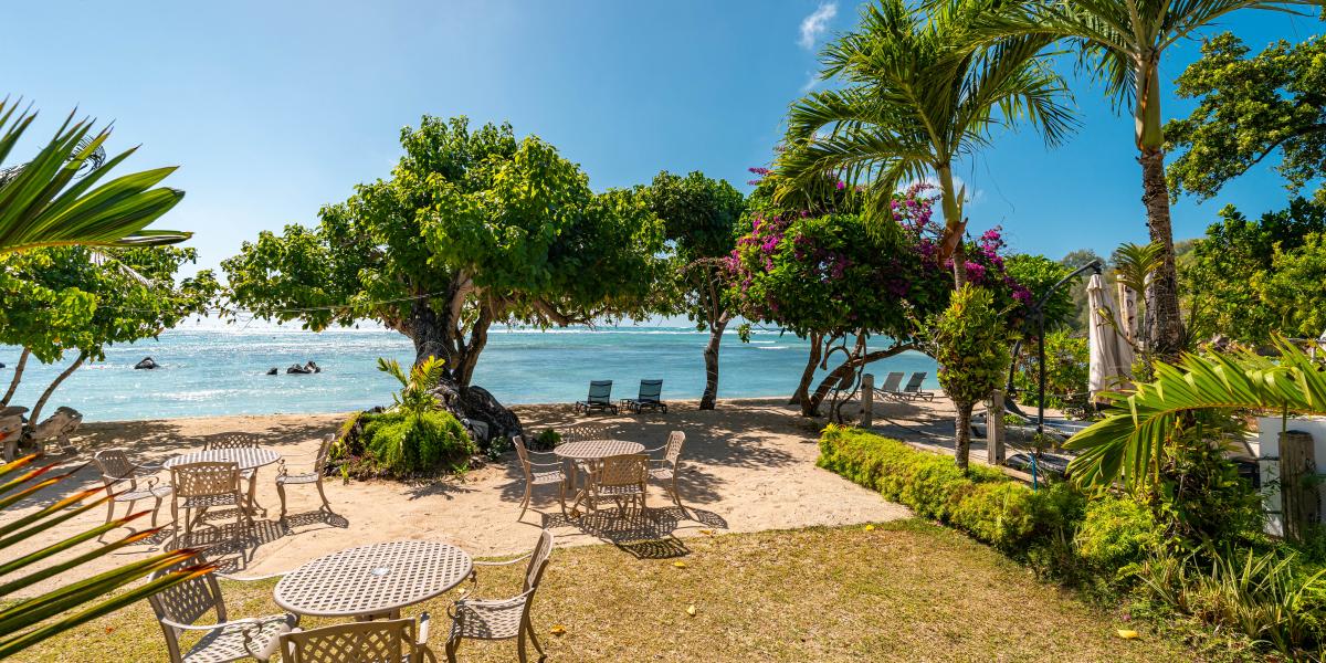 Crown Beach Hotel